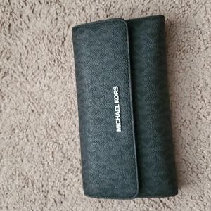 HOLD!! DO NOT BUY! LAST CHANCE! Michael Kors Trifold Wallet